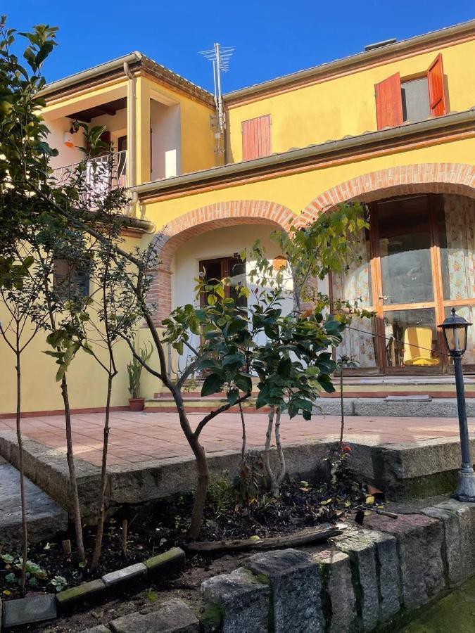 Aventina Holiday Home Burcei Exterior photo